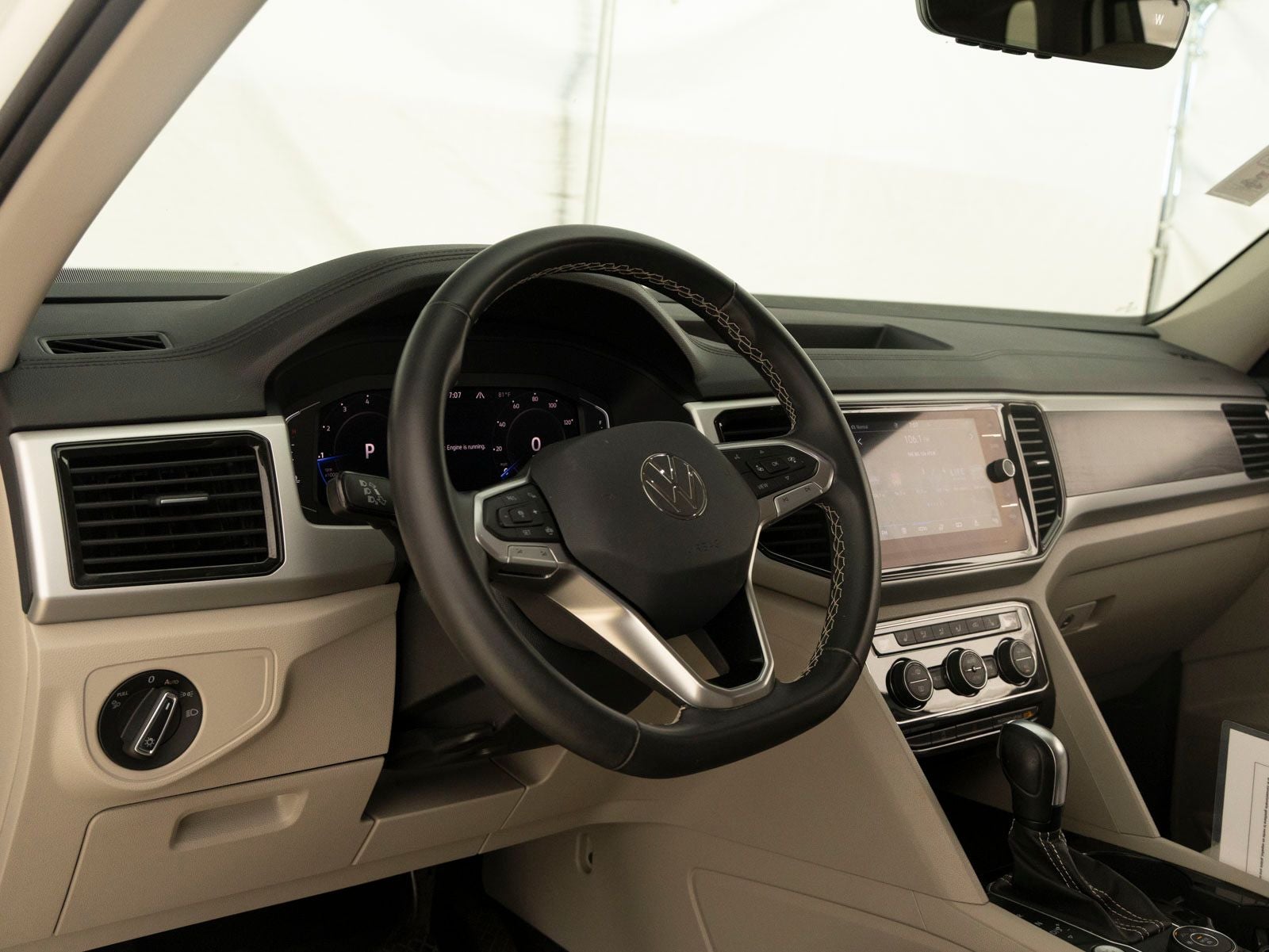 2023 Volkswagen Atlas 3.6L V6 SE w/Technology