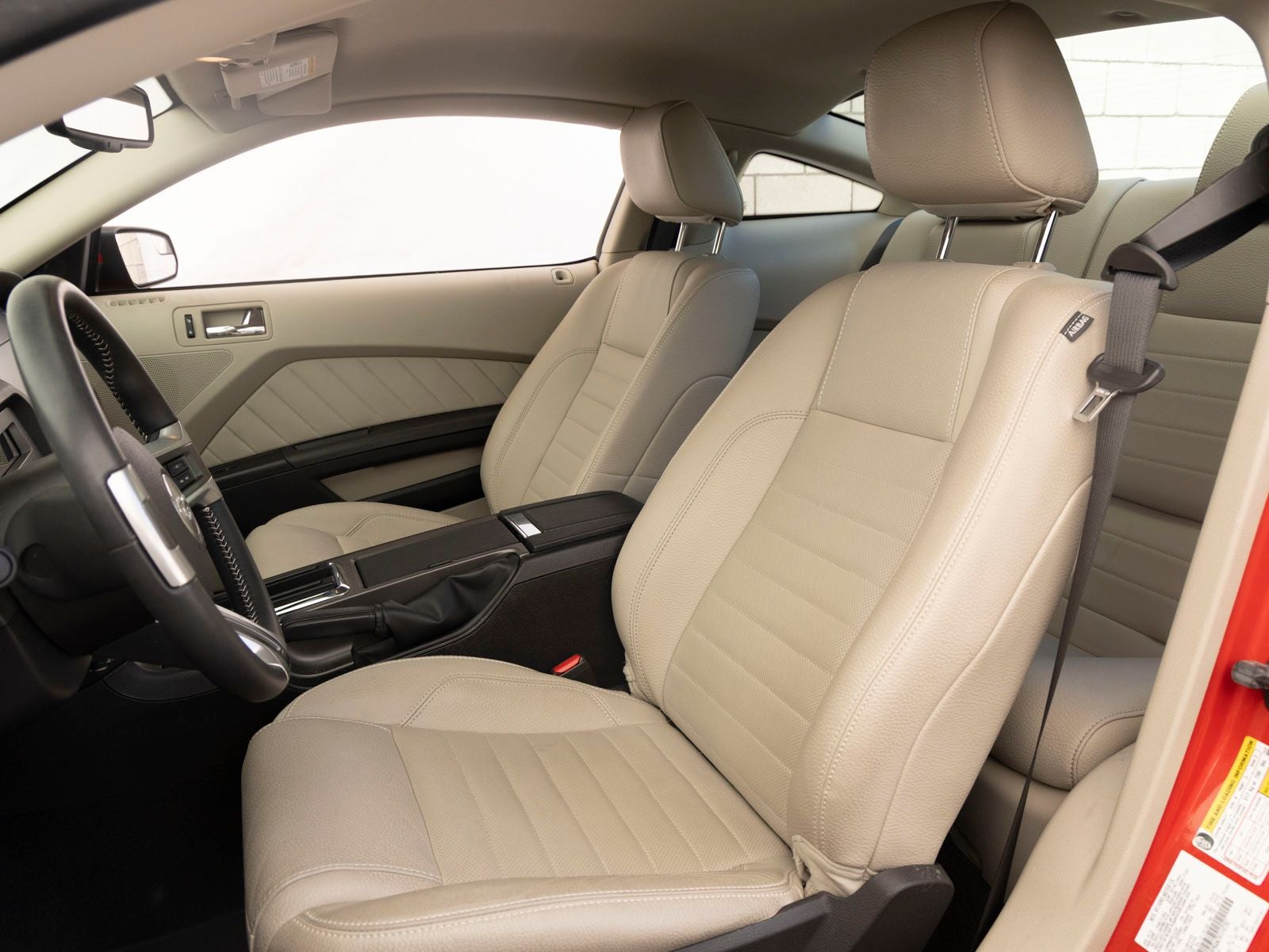 2011 Ford Mustang V6 Premium