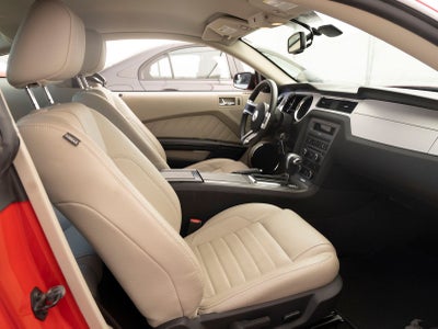 2011 Ford Mustang V6 Premium