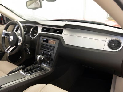 2011 Ford Mustang V6 Premium