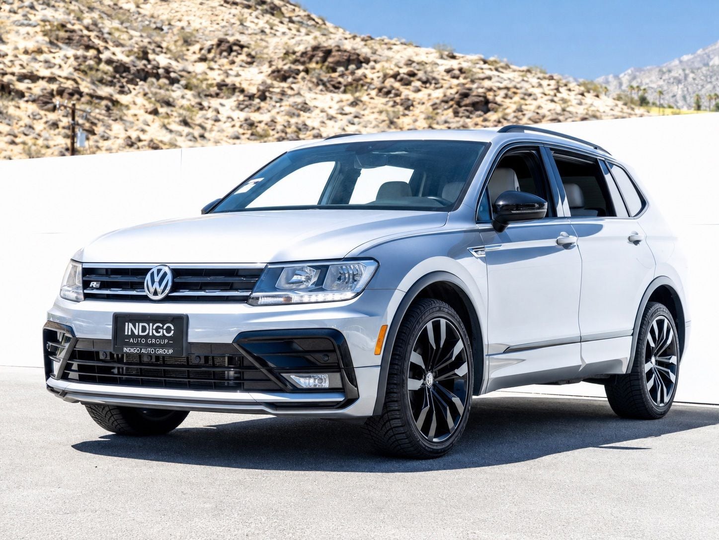 2020 Volkswagen Tiguan 2.0T SE R-Line Black 4Motion