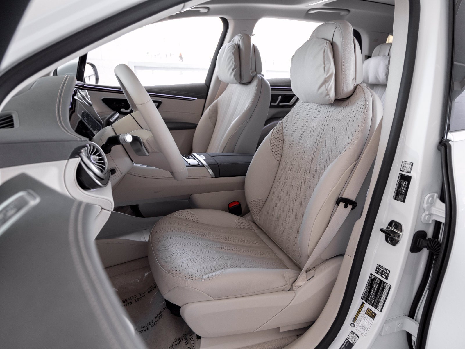 2027 Mercedes-Benz EQS 400 4MATIC®