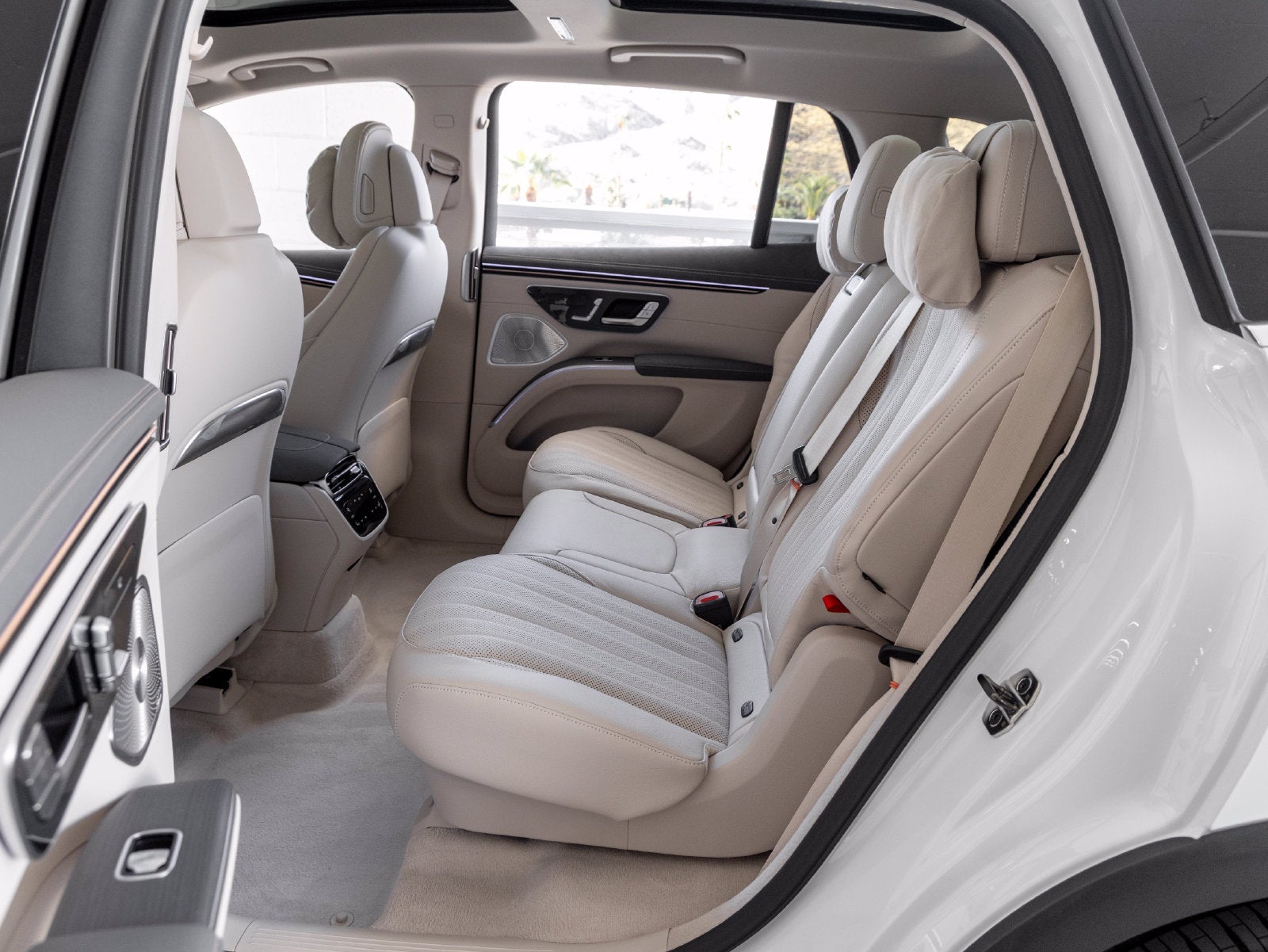 2027 Mercedes-Benz EQS 400 4MATIC®