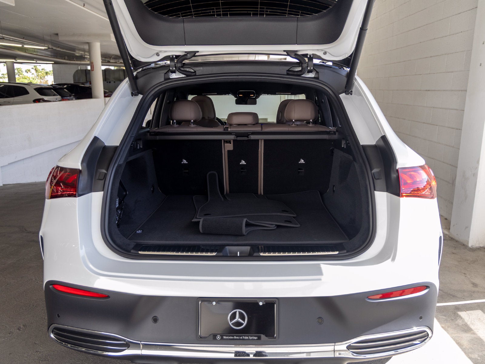 2027 Mercedes-Benz EQE 320+ SUV