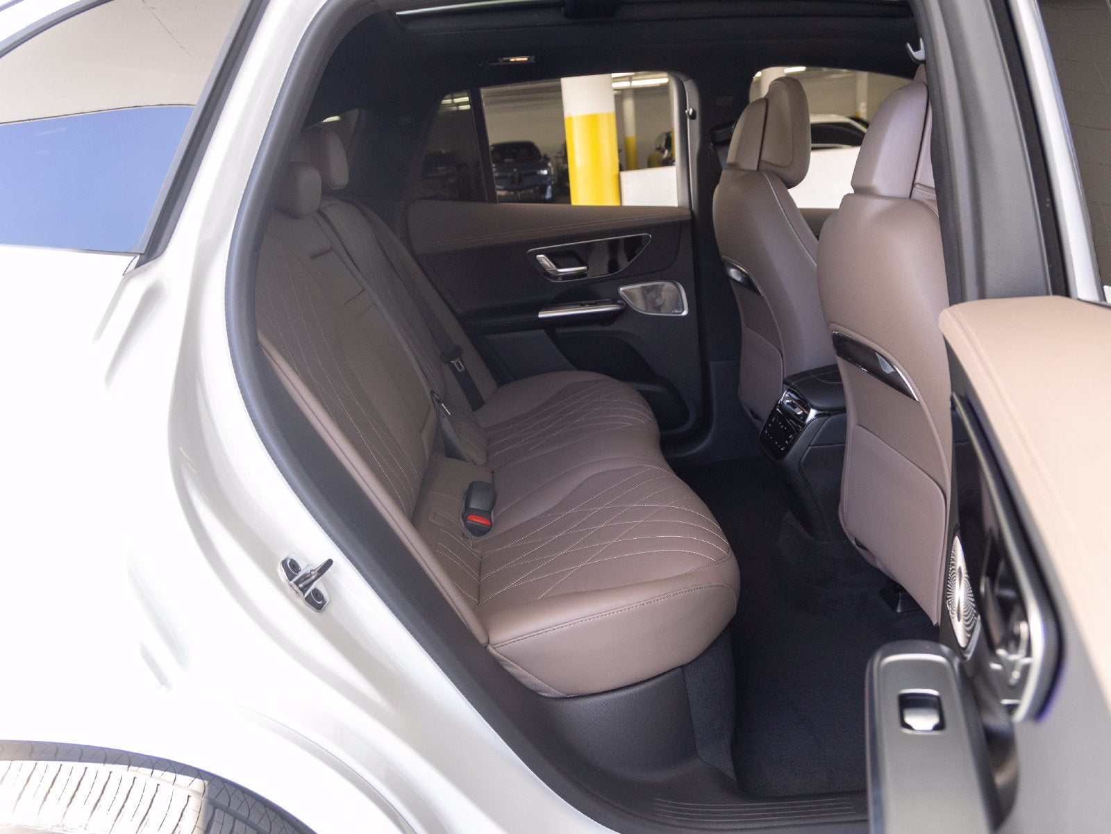 2027 Mercedes-Benz EQE 320+ SUV