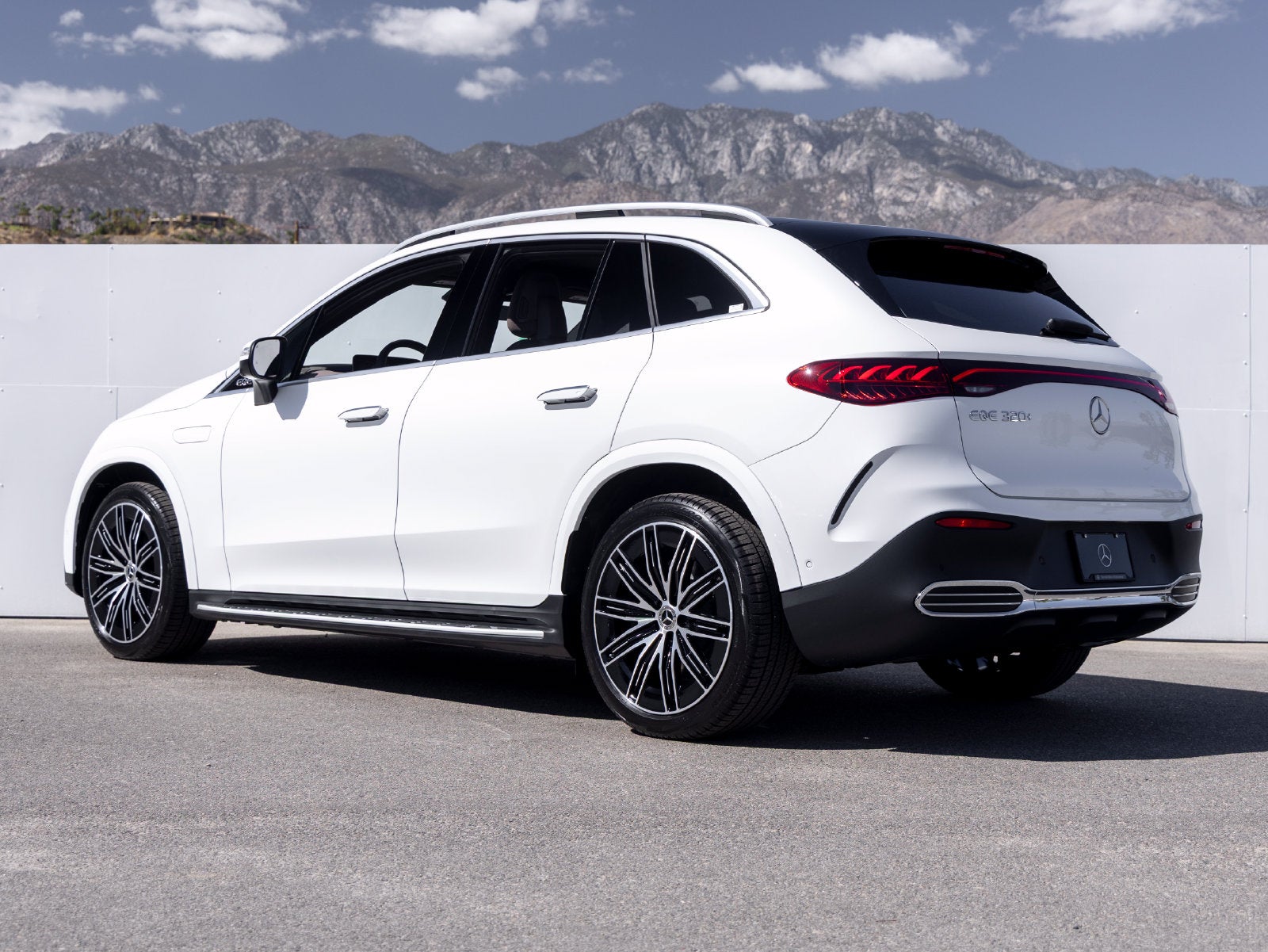 2027 Mercedes-Benz EQE 320+ SUV