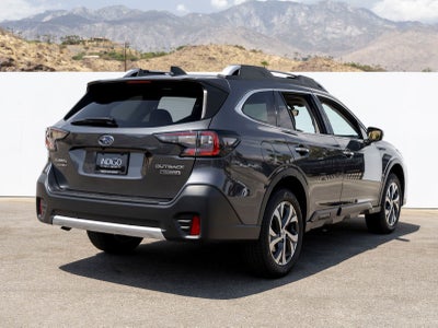2022 Subaru Outback Touring