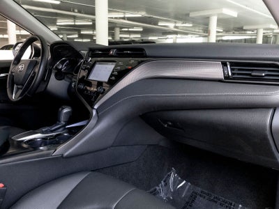 2019 Toyota Camry SE
