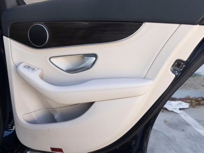 2016 Mercedes-Benz C-Class C 300