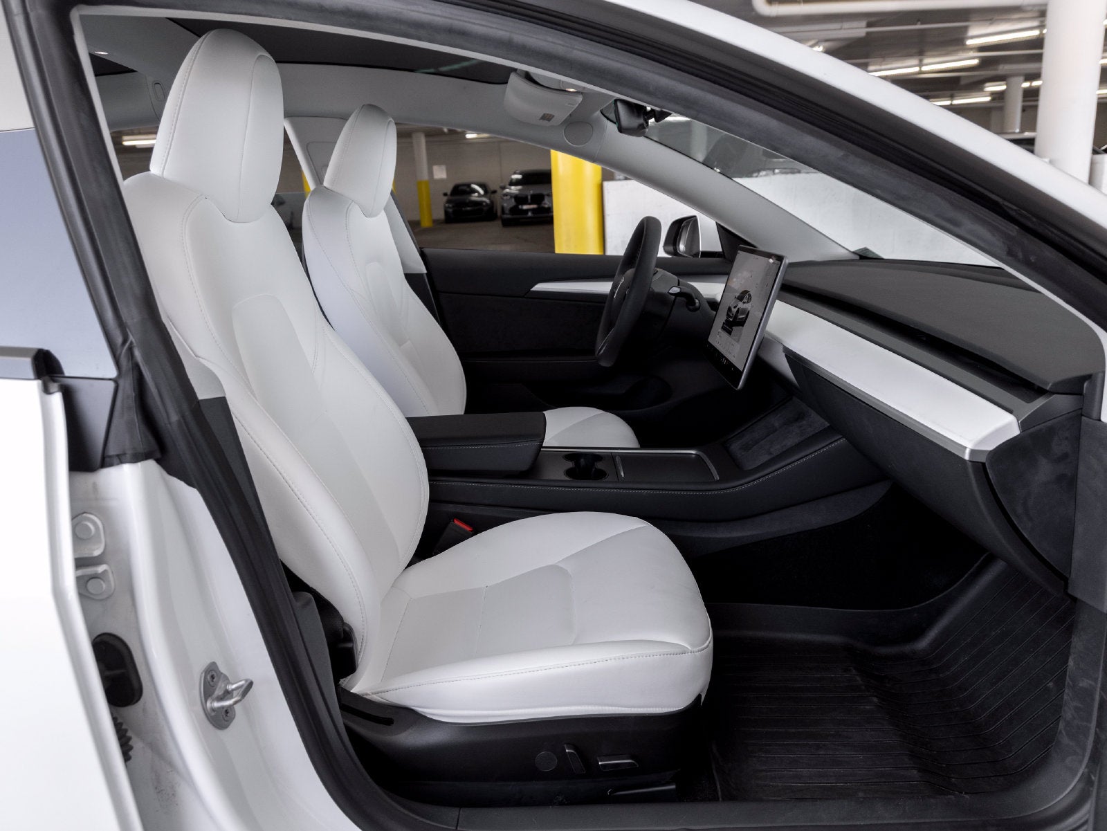 2023 Tesla Model 3 Base