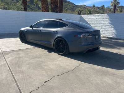 2021 Tesla Model S Plaid