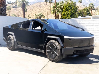 2024 Tesla Cybertruck Cyberbeast