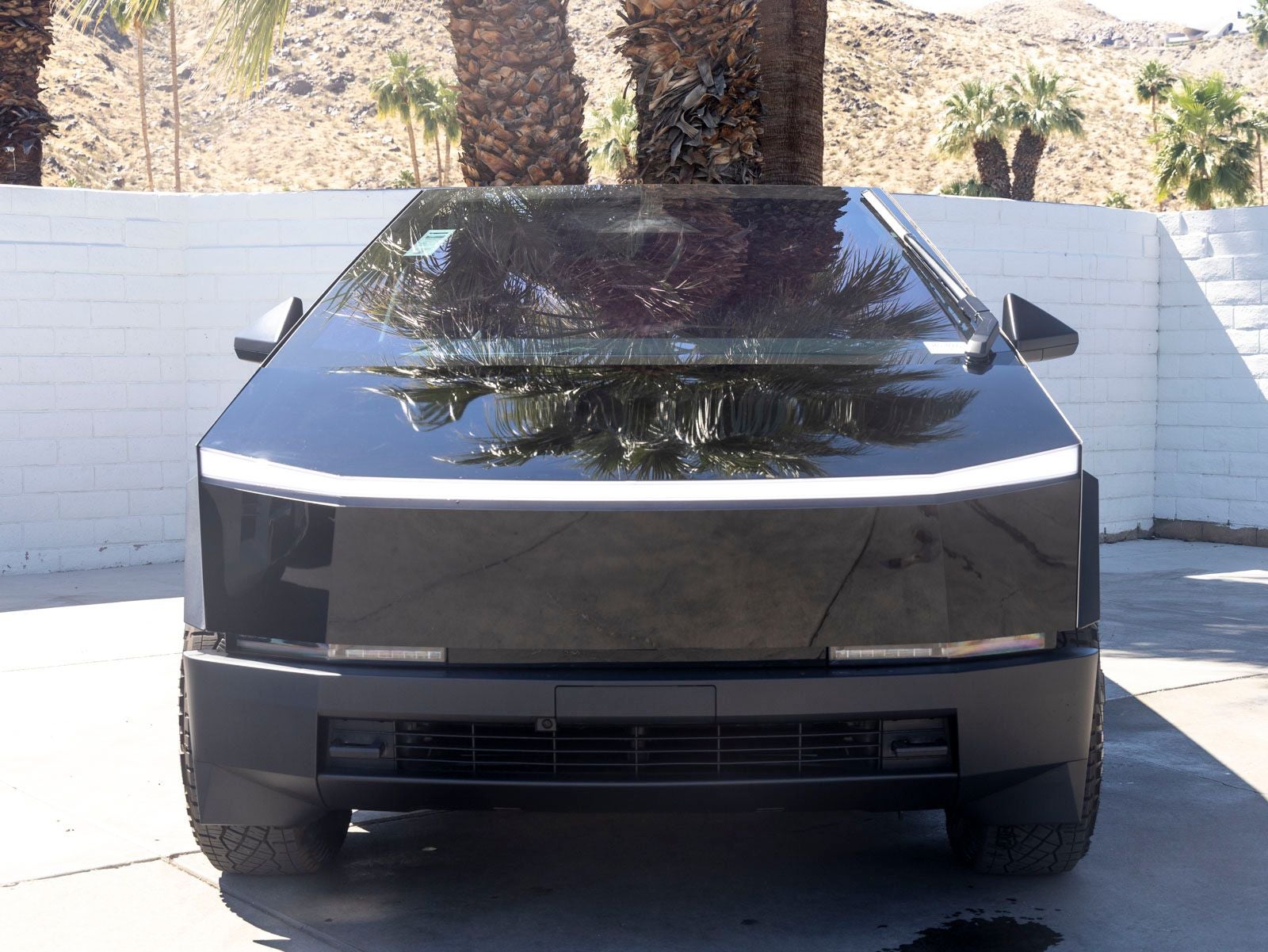 2024 Tesla Cybertruck Cyberbeast