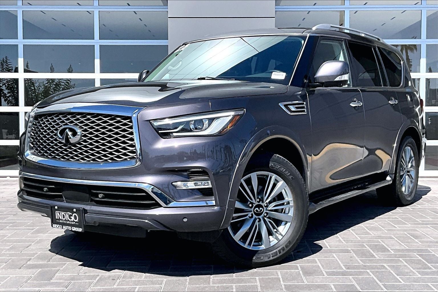2024 INFINITI QX80 LUXE