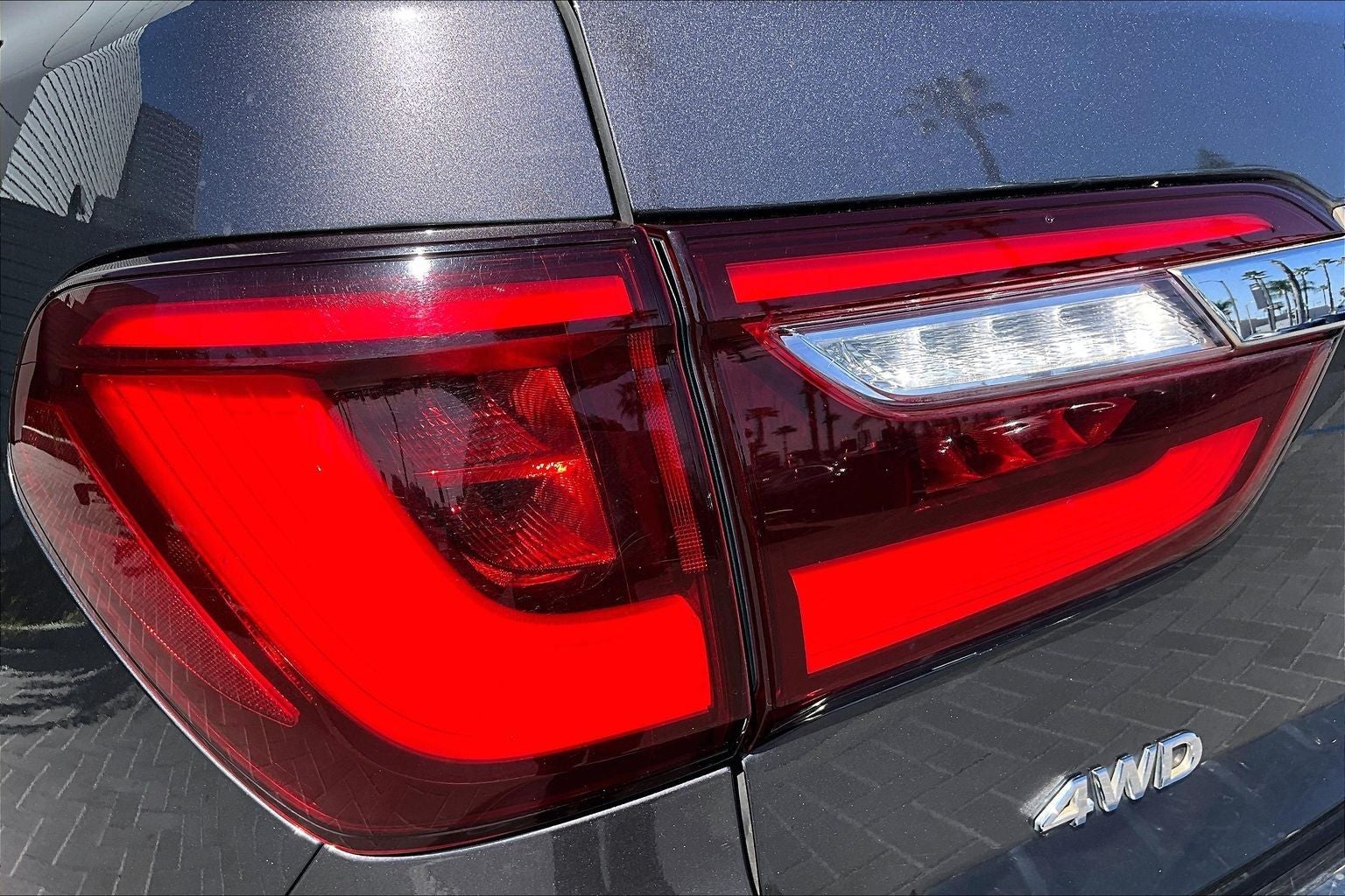 2024 INFINITI QX80 LUXE