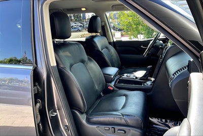 2024 INFINITI QX80 LUXE