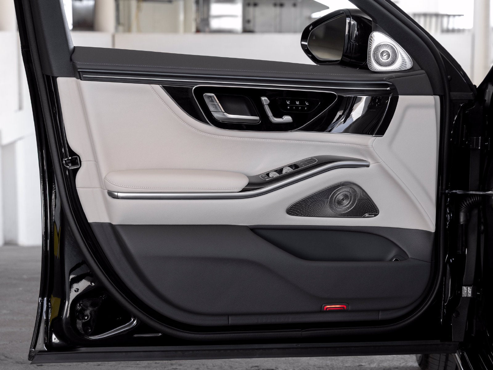 2027 Mercedes-Benz S-Class S 500 4MATIC®
