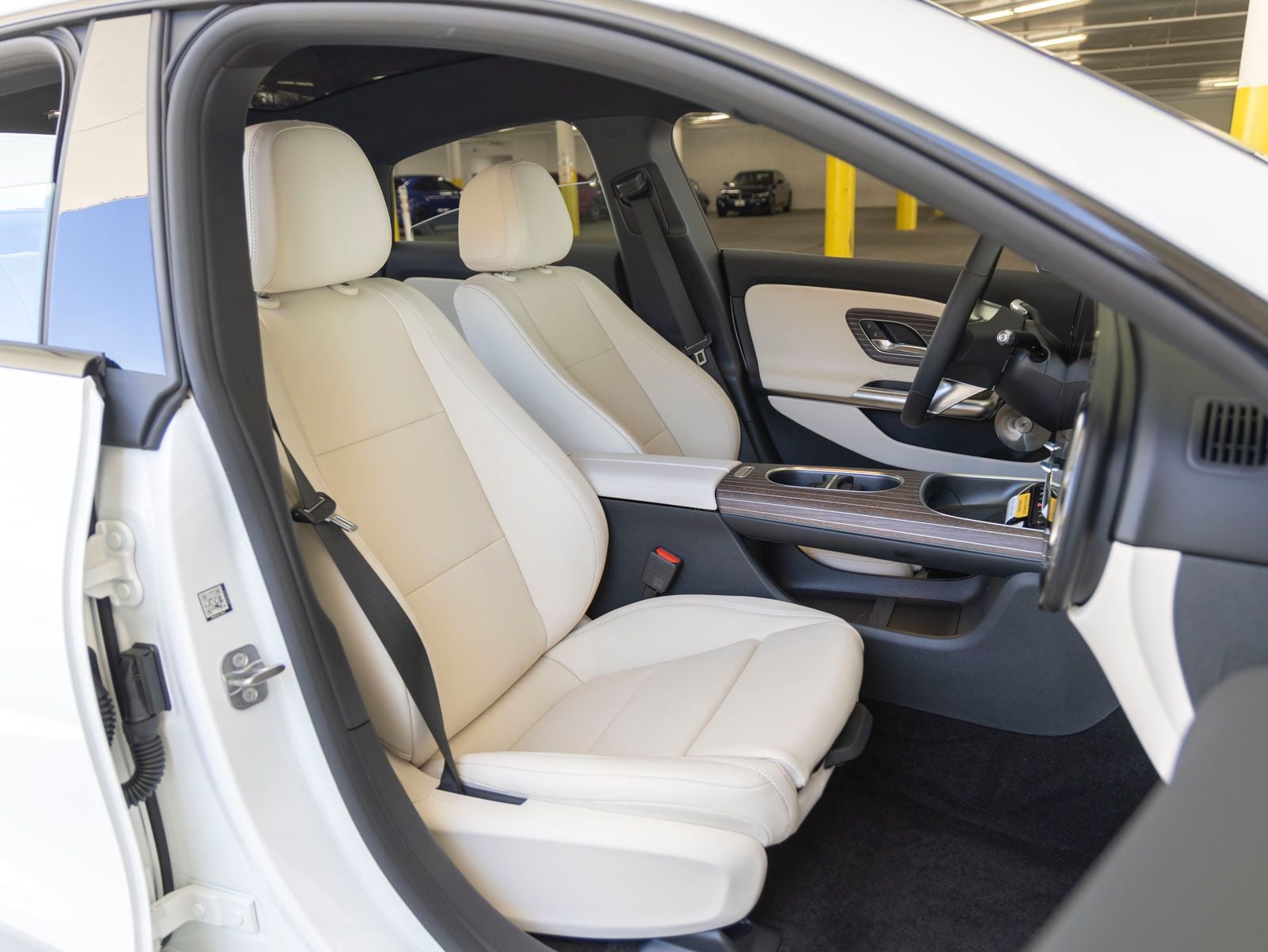 2027 Mercedes-Benz CLA CLA 220 Hybrid
