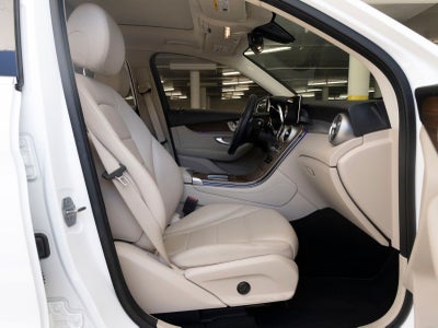 2021 Mercedes-Benz GLC GLC 300
