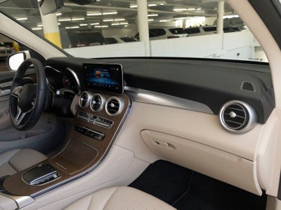 2021 Mercedes-Benz GLC GLC 300
