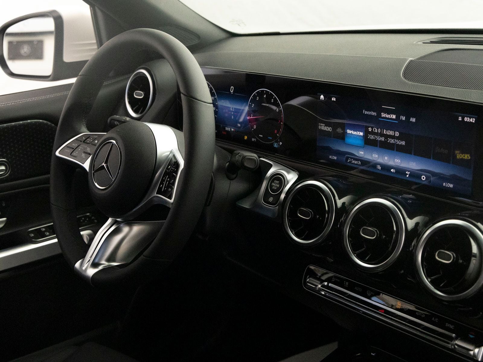 2026 Mercedes-Benz GLB GLB 250