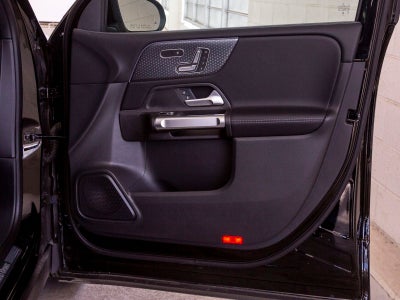 2025 Mercedes-Benz GLB GLB 250