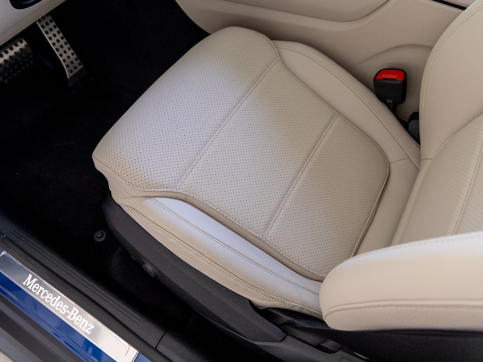2027 Mercedes-Benz GLC GLC 300 Coupe 4MATIC®