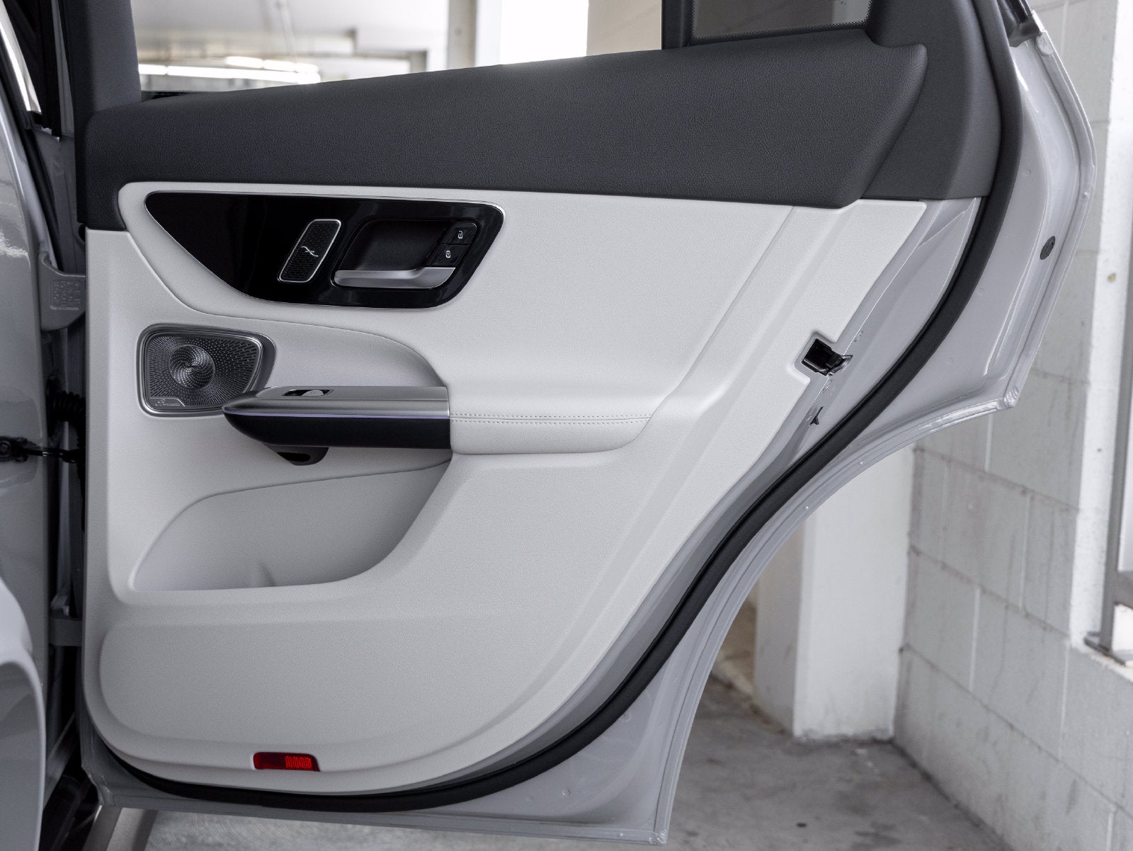 2027 Mercedes-Benz GLC GLC 300 Coupe 4MATIC®