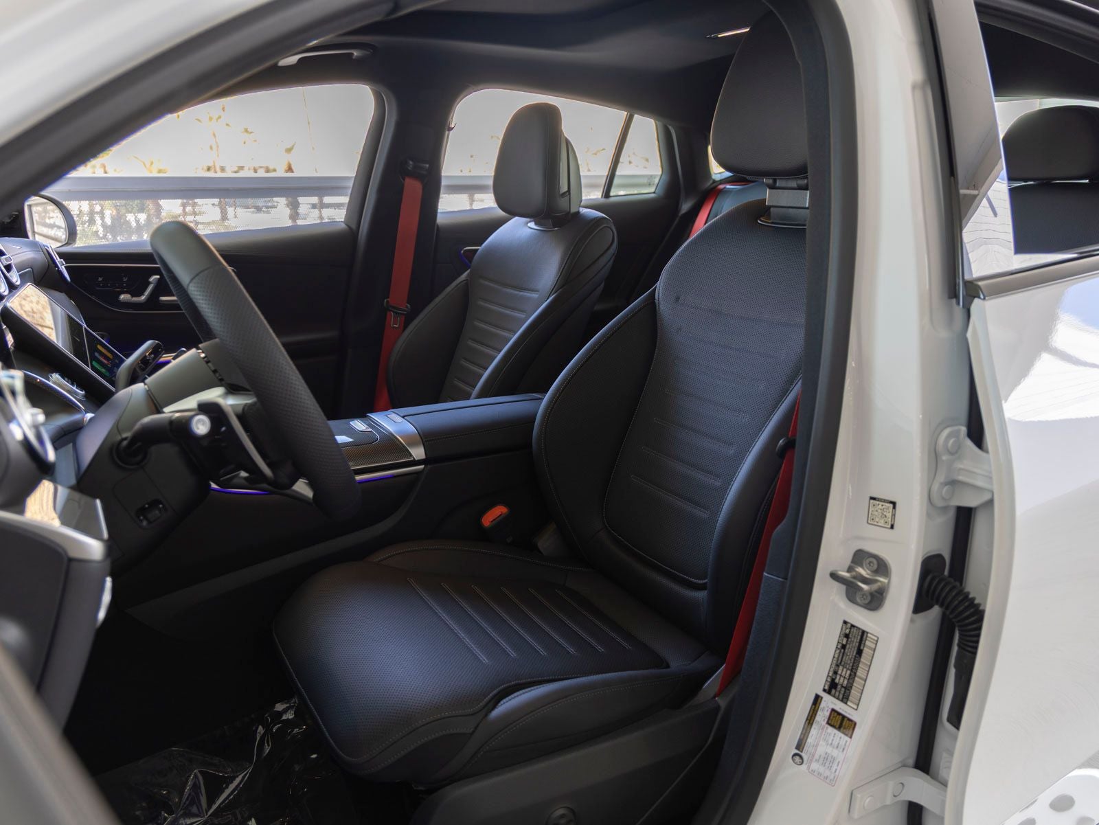 2027 Mercedes-Benz GLC 4MATIC®