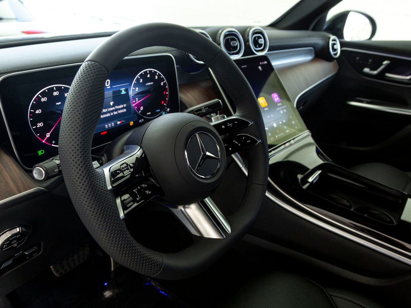 2026 Mercedes-Benz GLC GLC 300