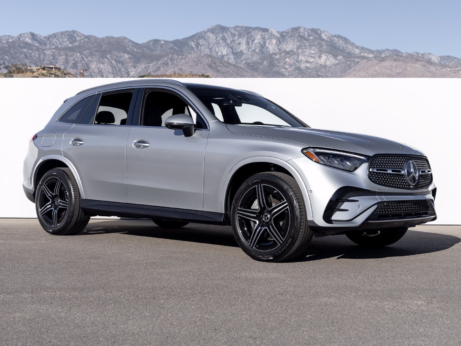 2027 Mercedes-Benz GLC GLC 300