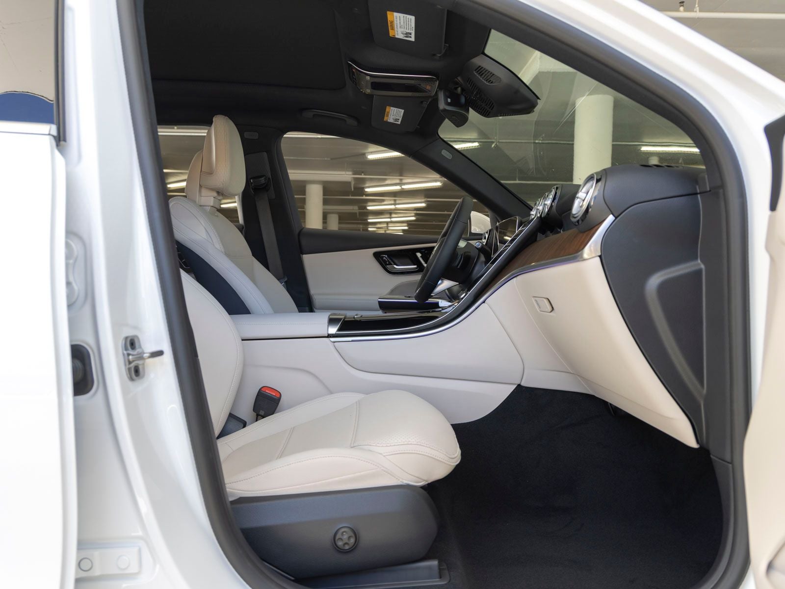 2027 Mercedes-Benz GLC GLC 300
