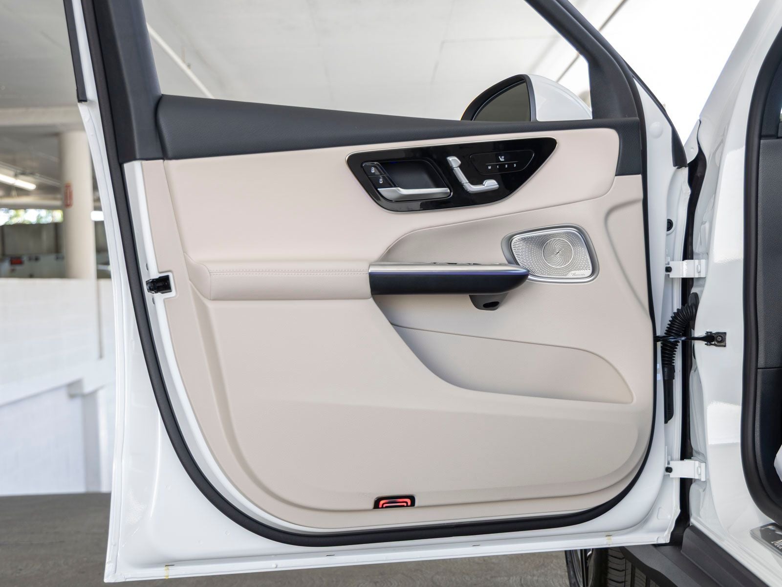 2027 Mercedes-Benz GLC GLC 300