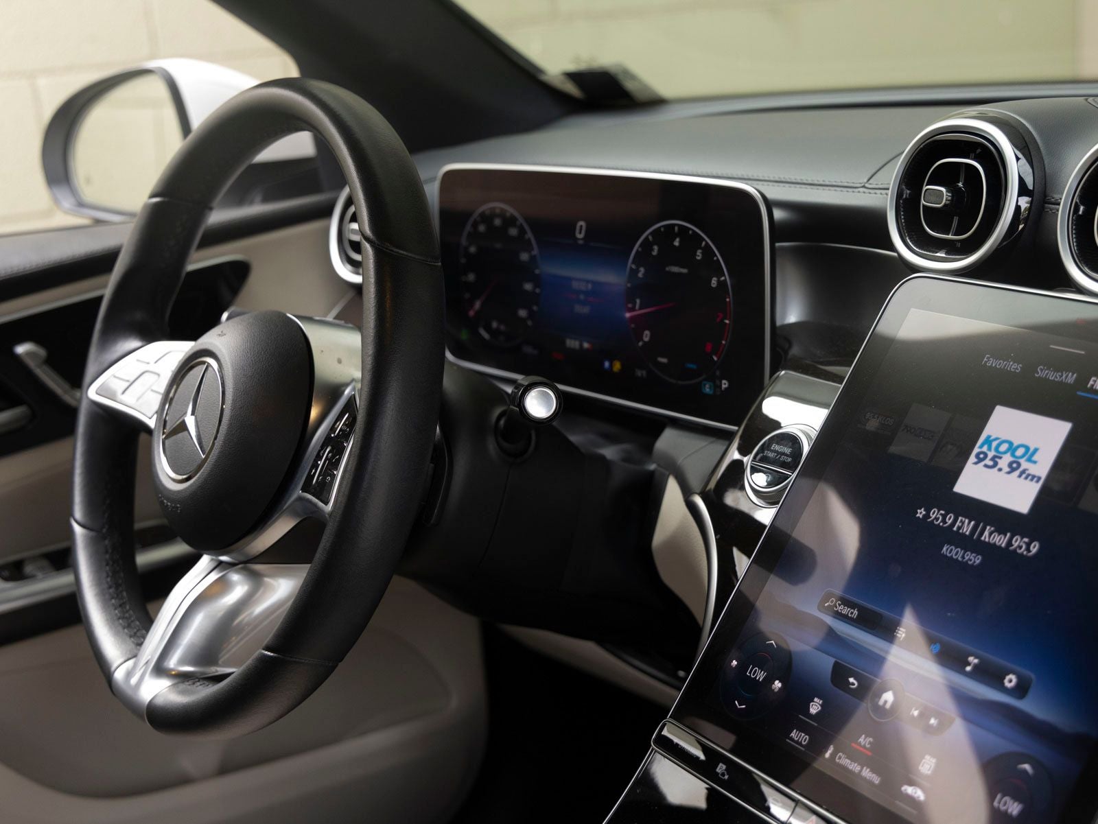 2023 Mercedes-Benz GLC GLC 300
