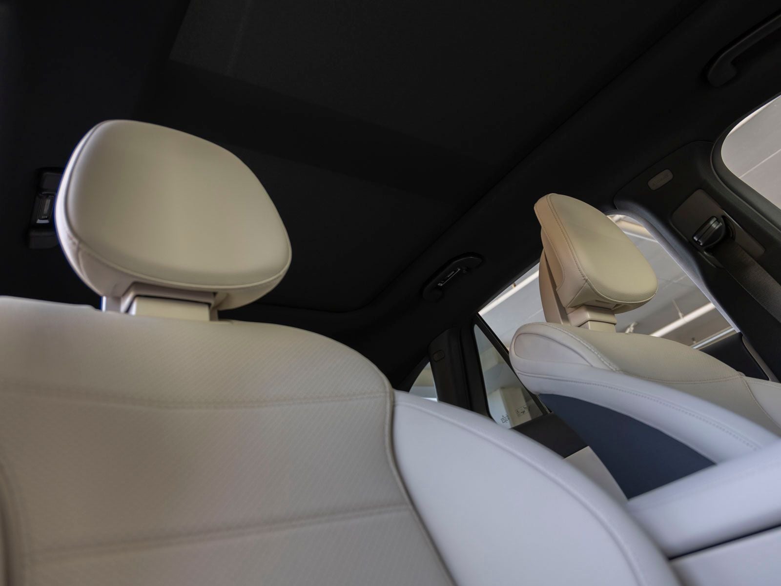 2027 Mercedes-Benz GLC GLC 300