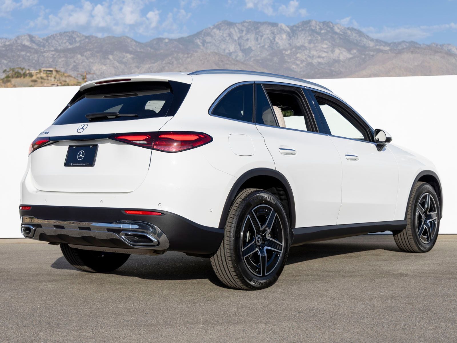 2027 Mercedes-Benz GLC GLC 300