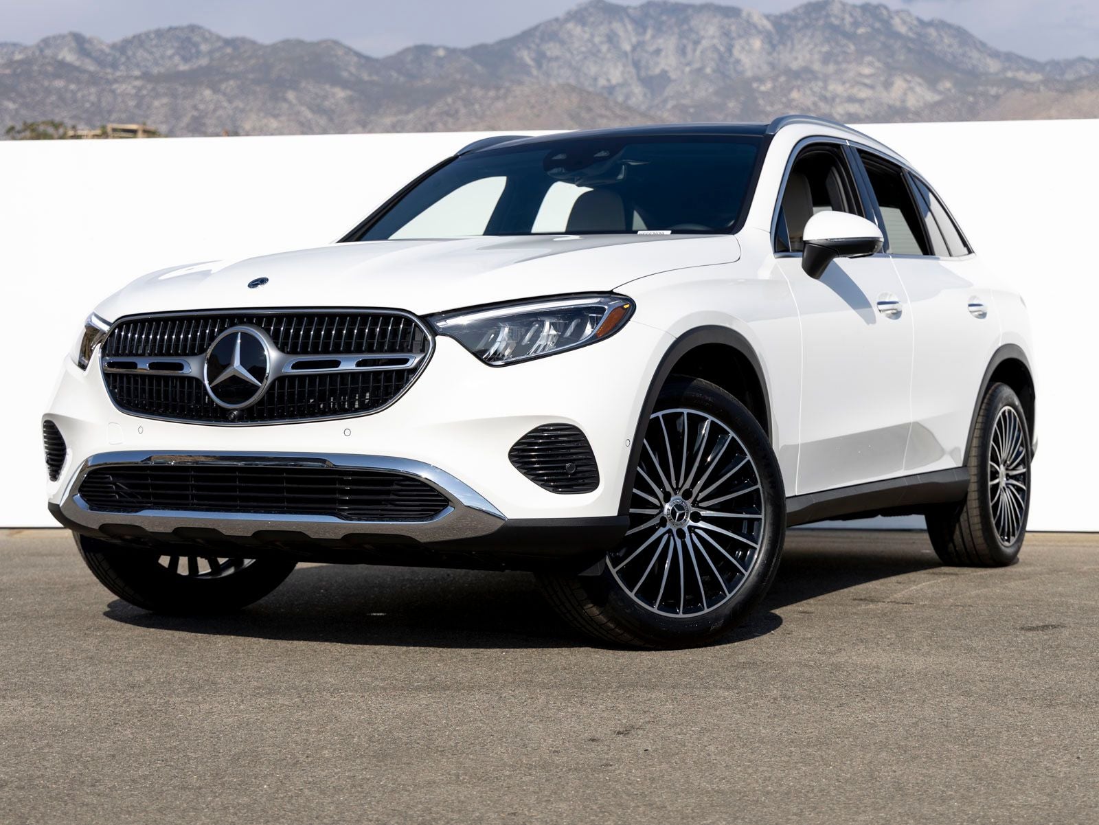 2027 Mercedes-Benz GLC GLC 300