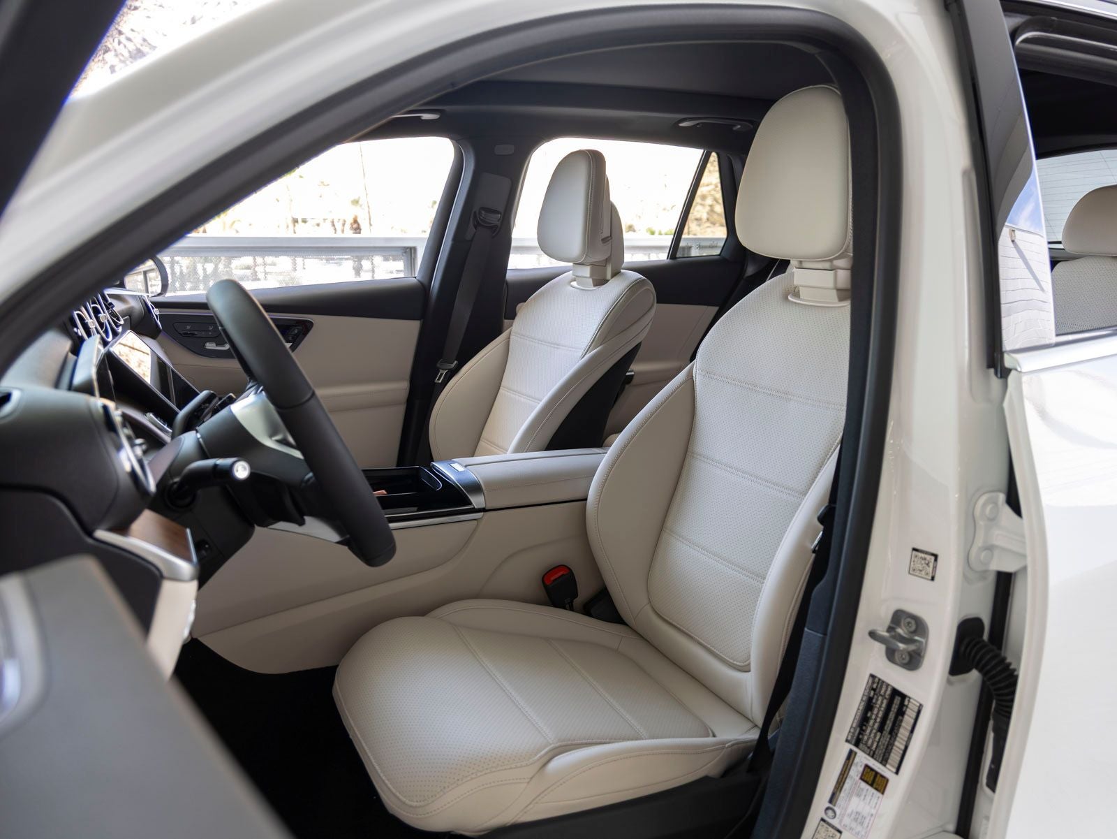 2027 Mercedes-Benz GLC GLC 300
