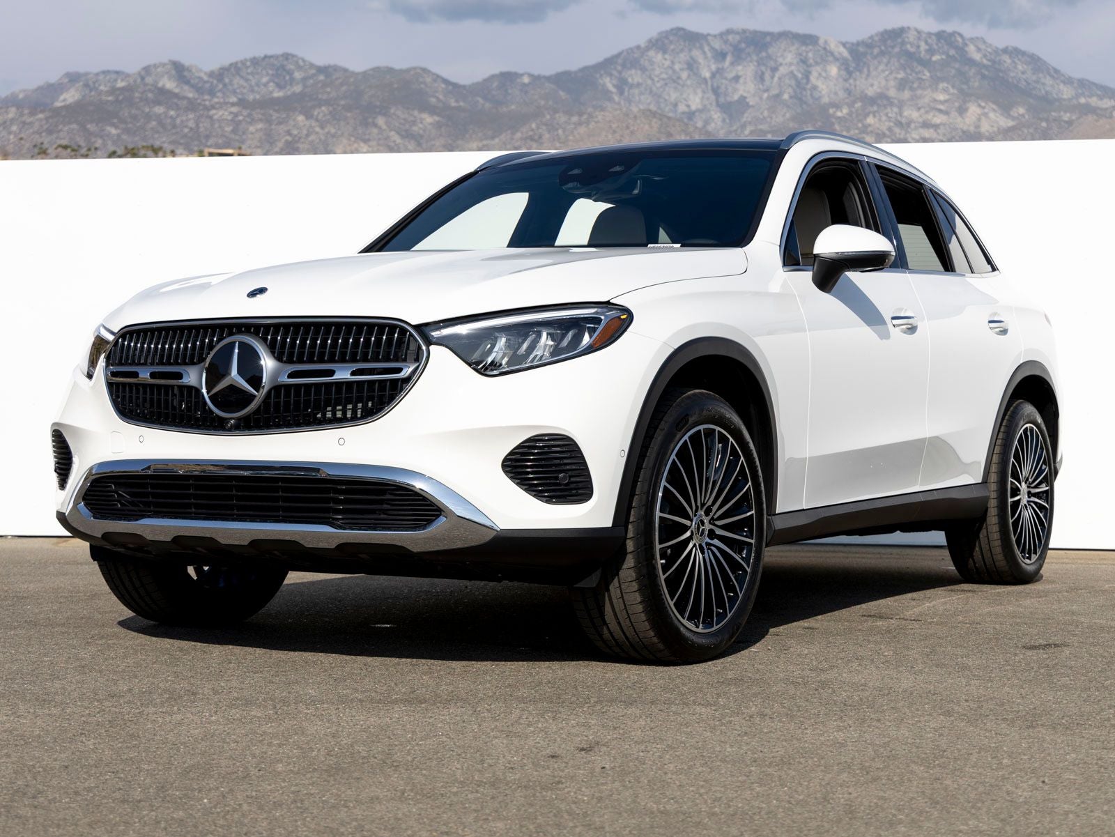 2027 Mercedes-Benz GLC GLC 300