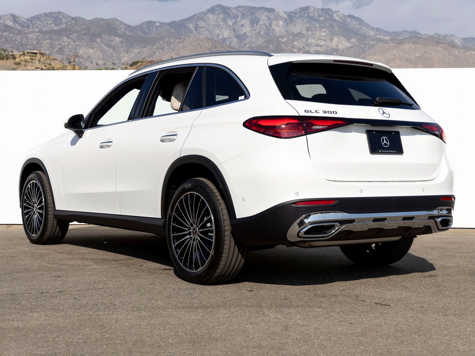 2027 Mercedes-Benz GLC GLC 300