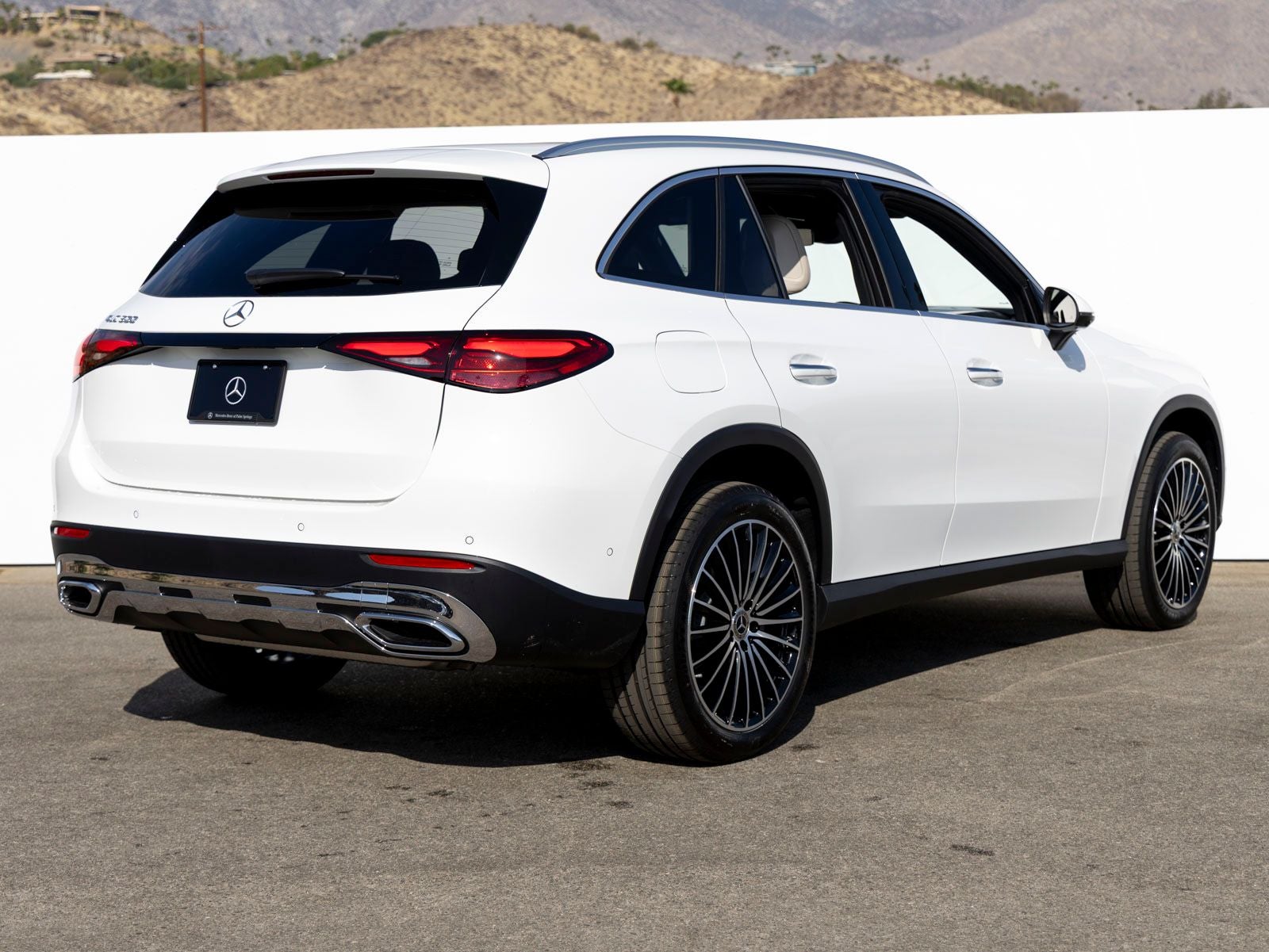 2027 Mercedes-Benz GLC GLC 300