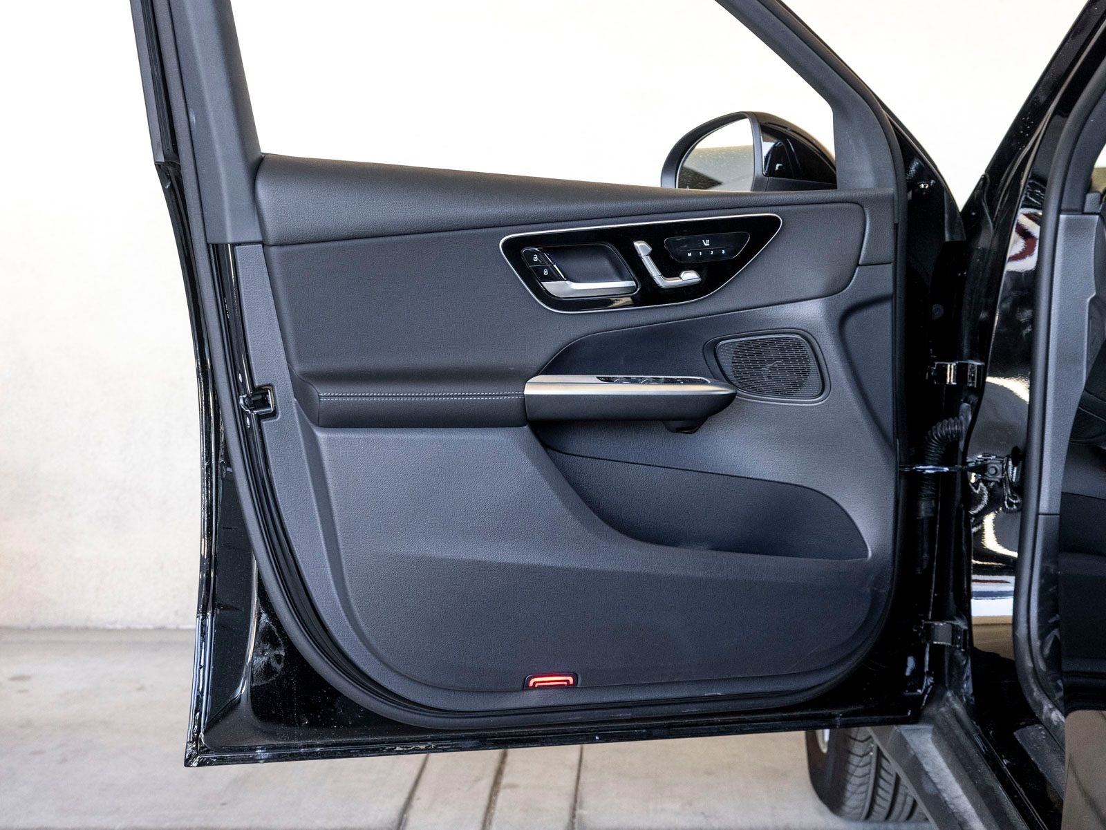 2025 Mercedes-Benz GLC GLC 300