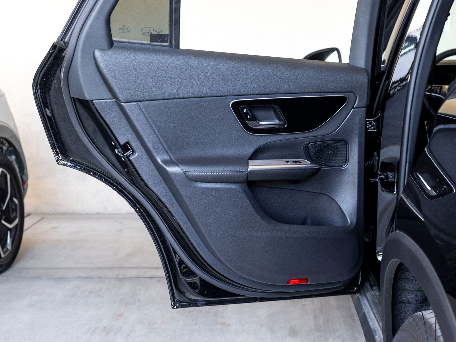 2025 Mercedes-Benz GLC GLC 300