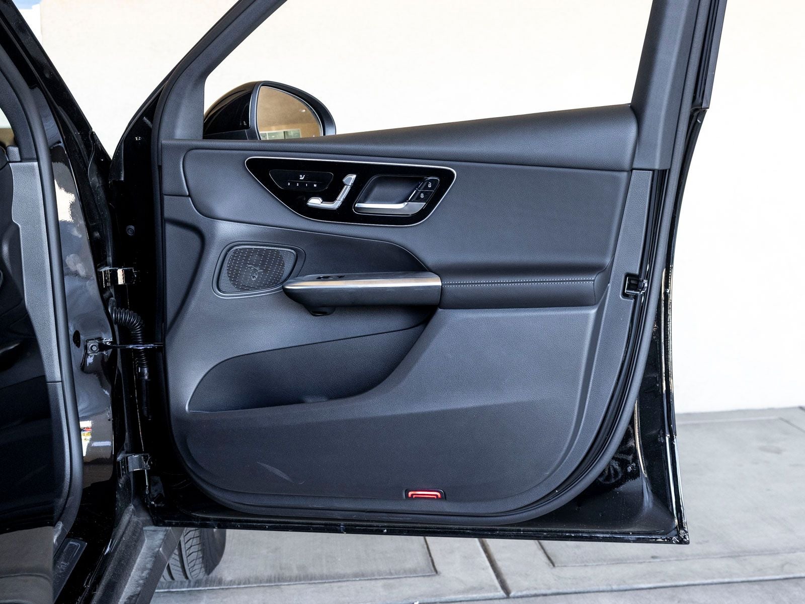 2025 Mercedes-Benz GLC GLC 300