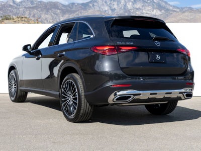 2027 Mercedes-Benz GLC GLC 300