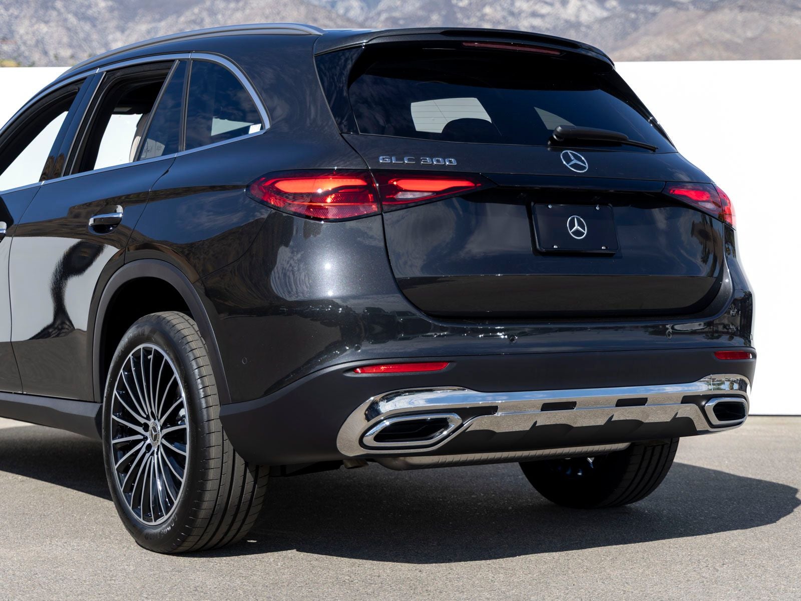 2027 Mercedes-Benz GLC GLC 300