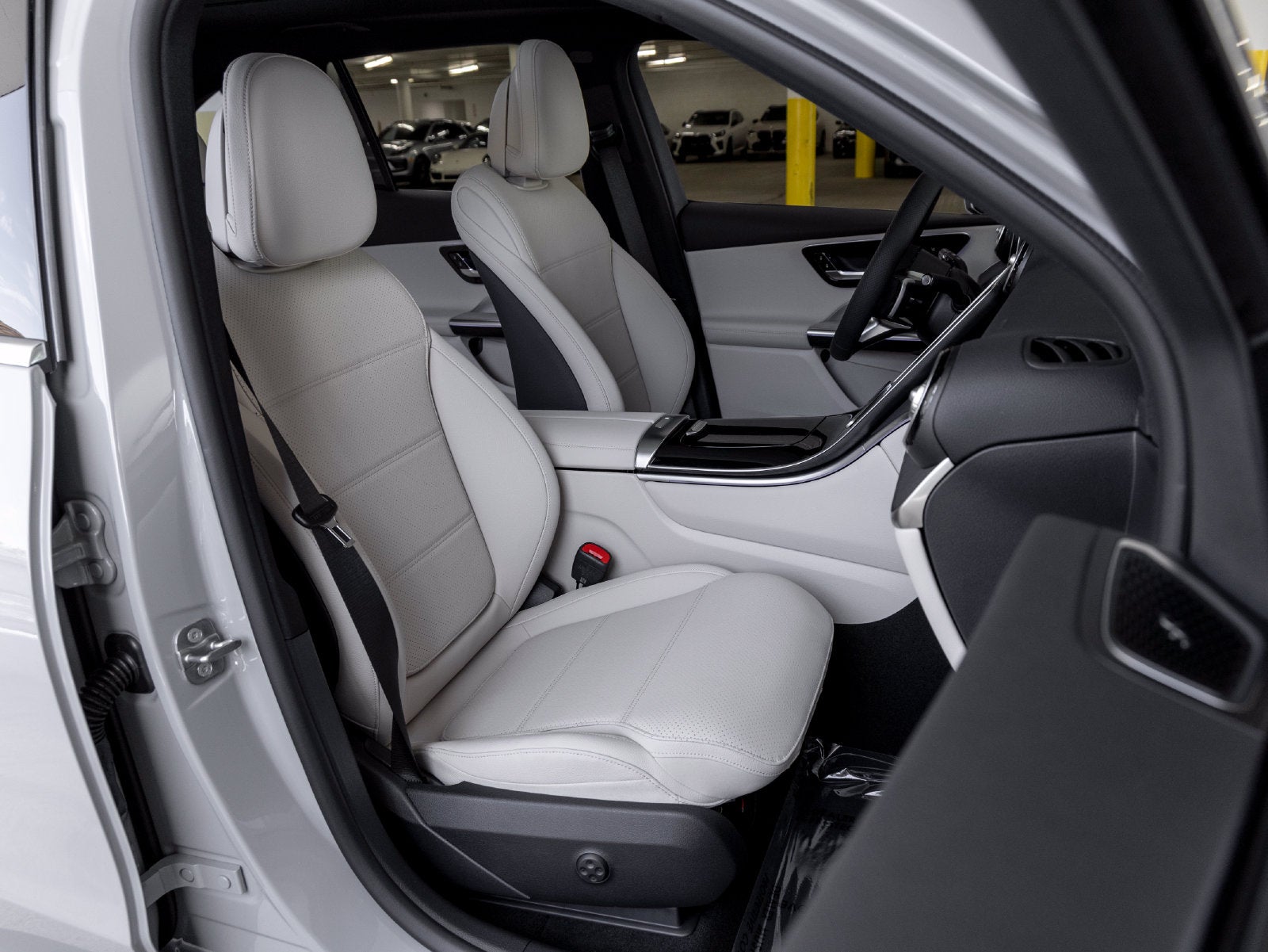 2027 Mercedes-Benz GLC GLC 300 4MATIC®