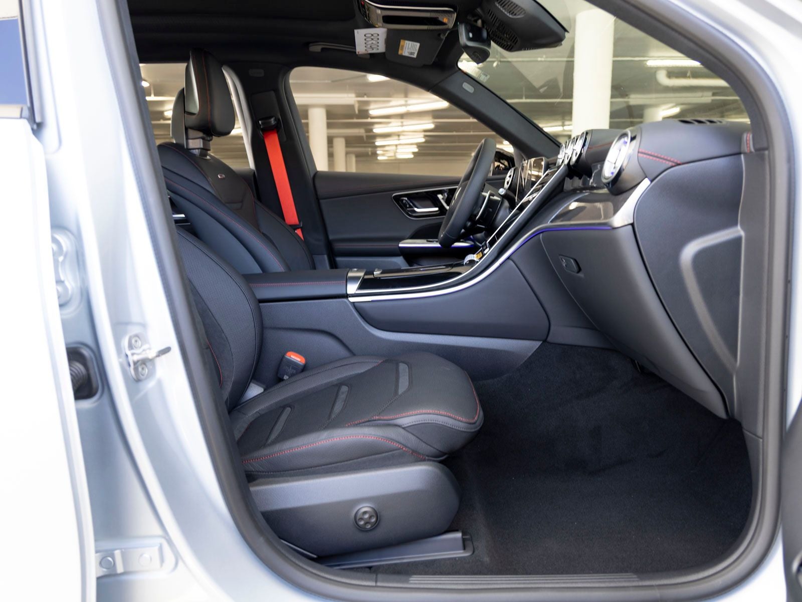 2027 Mercedes-Benz GLC 4MATIC®