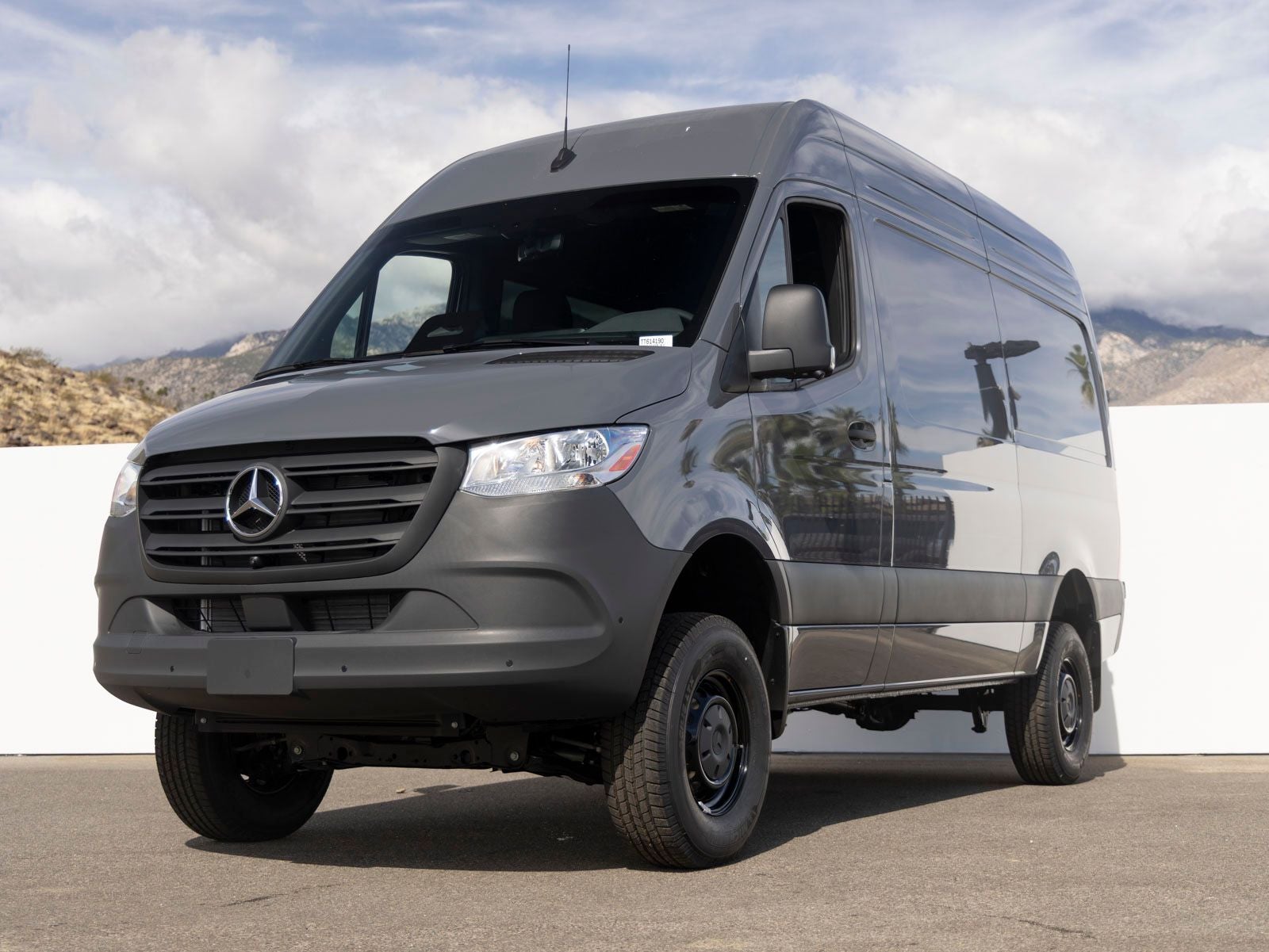 2026 Mercedes-Benz Sprinter 2500 144 WB HO AWD's photo