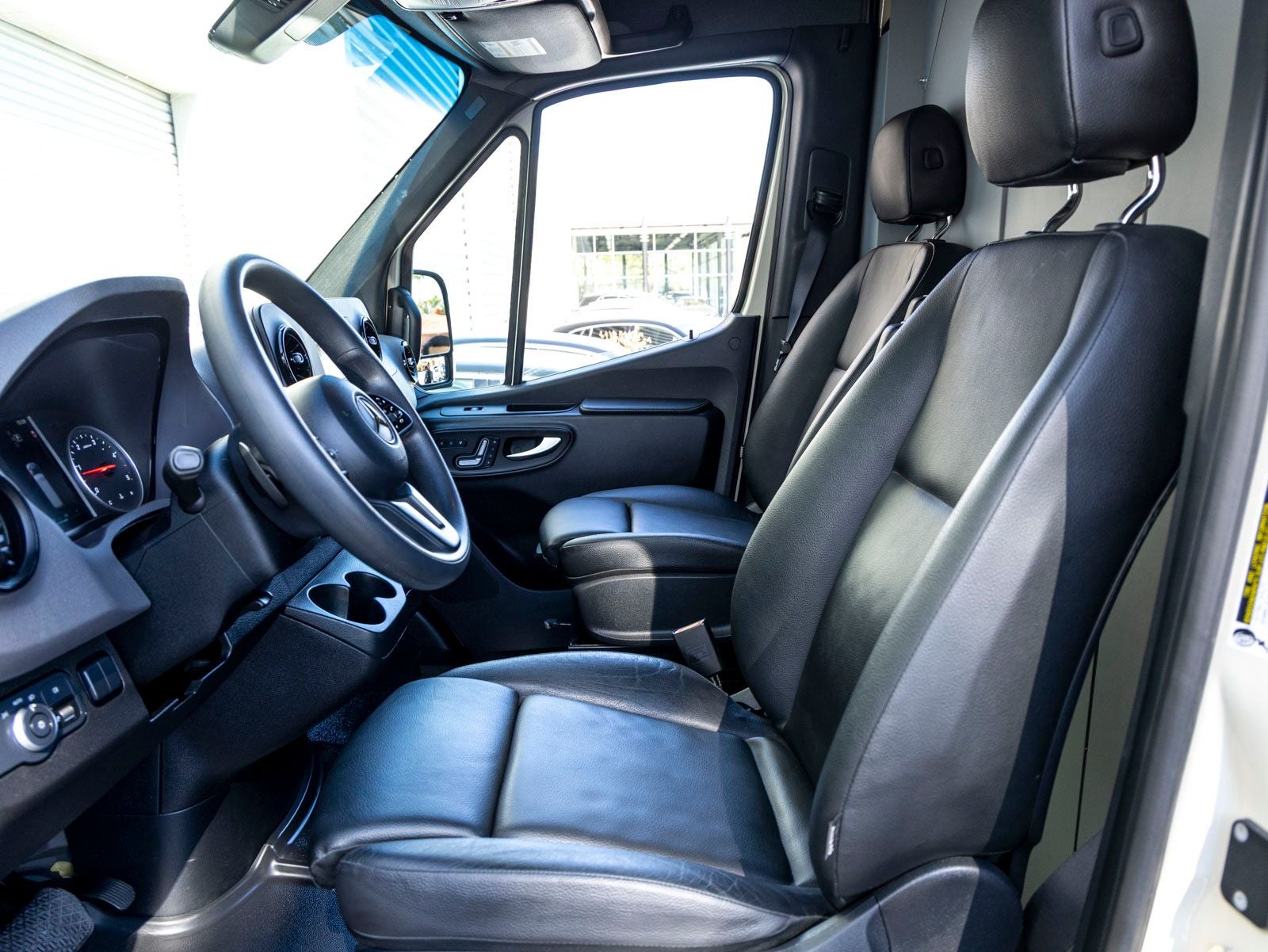 2022 Mercedes-Benz Sprinter 2500 Cargo 144 WB